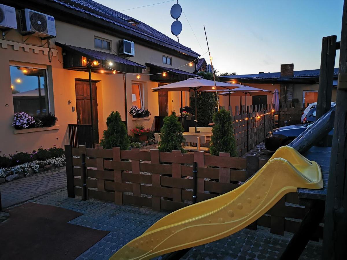 Veldzes Nams Hotell Ventspils Eksteriør bilde