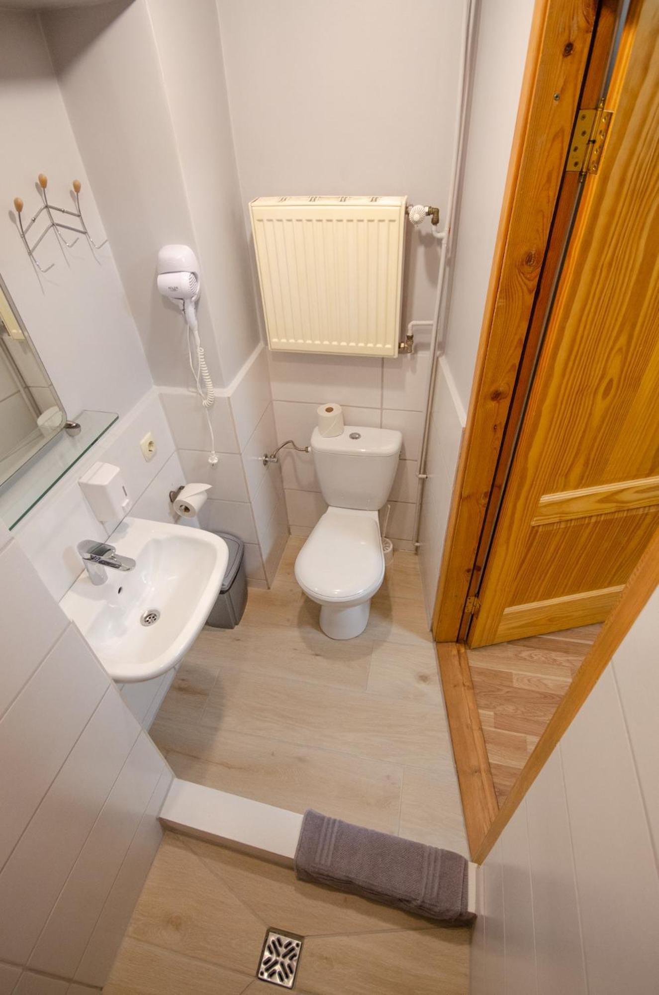 Veldzes Nams Hotell Ventspils Rom bilde